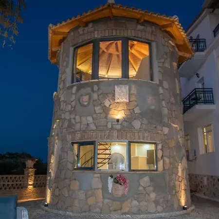 Ilision Aqua Tower Villa