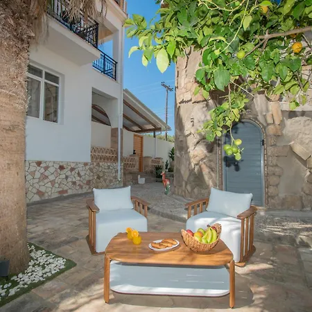 Villa Ilision Aqua Tower *